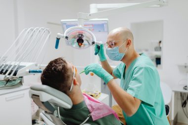 Dentist Jobs in Canada for Foreigners